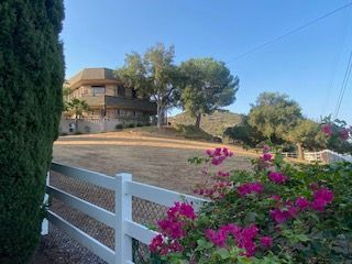 Primary Photo - 2426 Suncrest Blvd