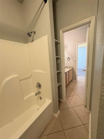 Building Photo - 4432 Park Creek Ct