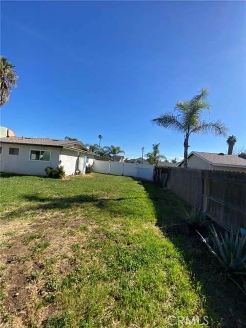 Building Photo - 12045 Bayless St