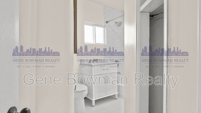 Building Photo - 641 C Ave