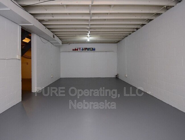 Building Photo - 9310 Binney St