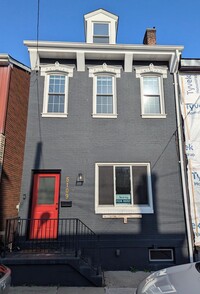 Building Photo - Modern 2 Bedroom 1.5 Bathroom Home (Lawrenceville)