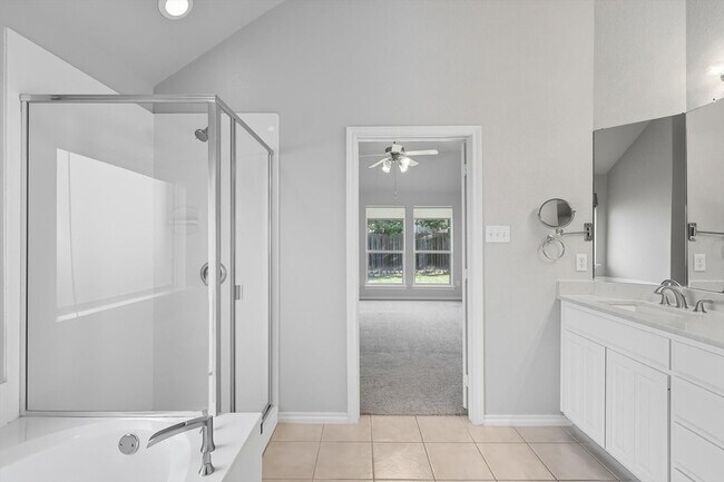 Building Photo - 4833 Heber Springs Trail