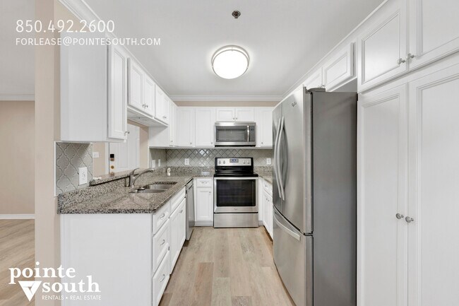 Building Photo - 2200 W 2nd St