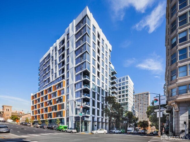 Building Photo - 1688 Pine St