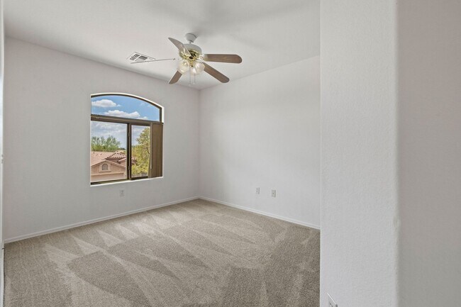 Building Photo - Nice Two-Story Family Home In Rita Ranch w...