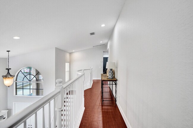 Building Photo - 8876 Sandy Crest Ln