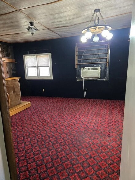 Building Photo - 2 Front St