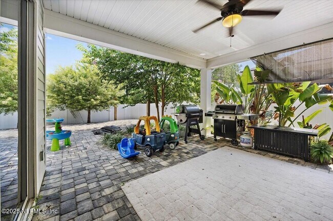 Building Photo - 94 Cabot Pl