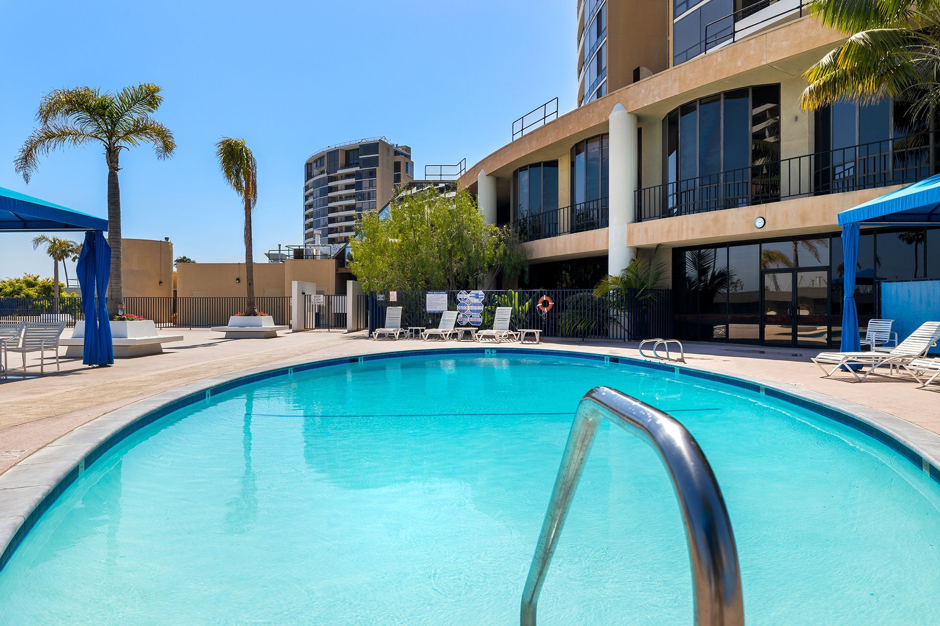 Building Photo - 4267 Marina City Dr