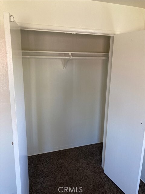 Building Photo - 980 C