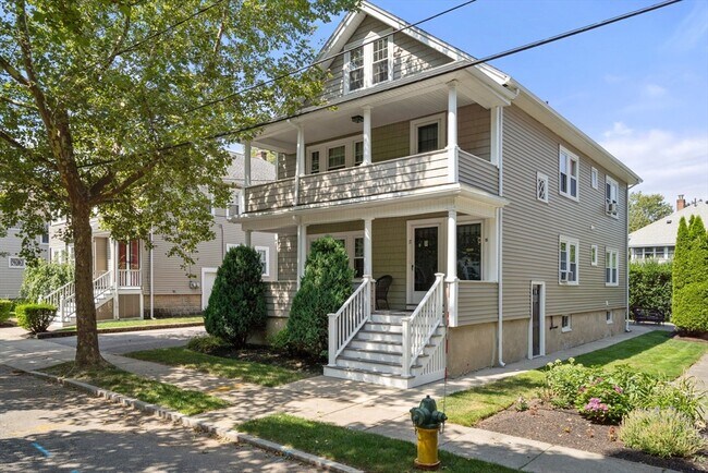 Primary Photo - 15 Barnard Rd