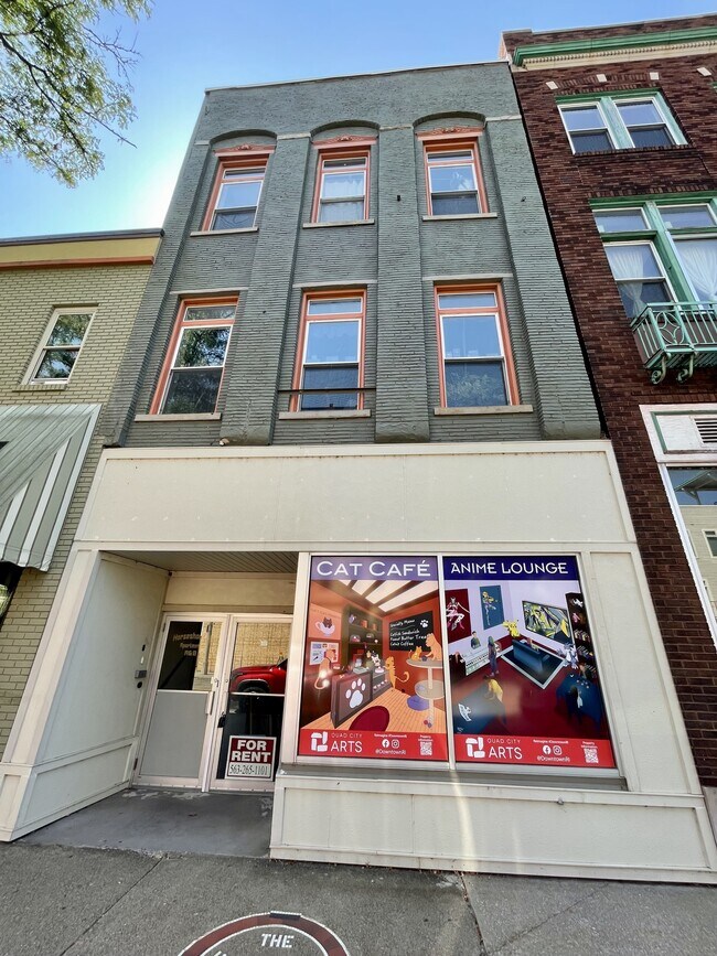 Building Photo - 1608 2nd Ave