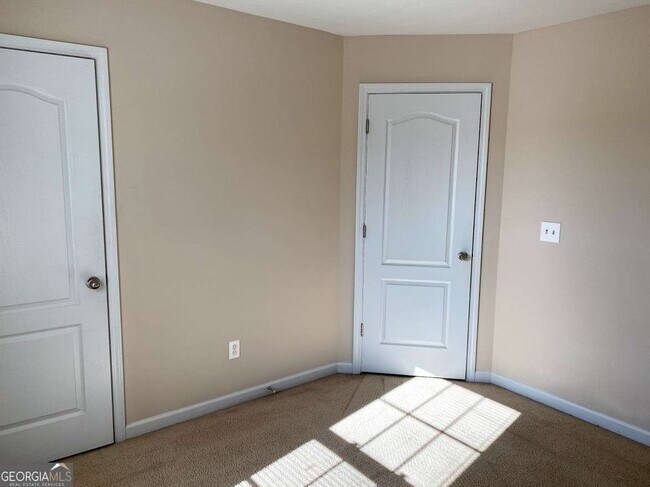 Building Photo - 7523 Grayson Bridge Cir