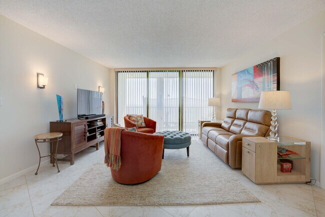 Building Photo - 400 Ocean Trail Way
