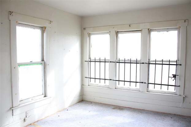 Building Photo - 1416 Featherstone St