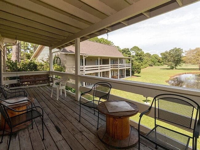 Building Photo - Gorgeous Condo Located in the Seascape com...