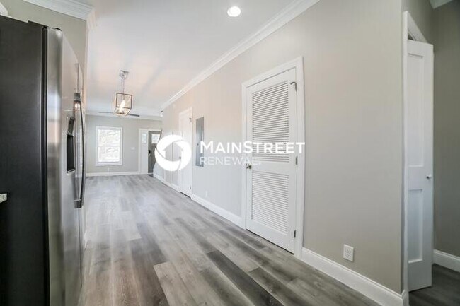 Building Photo - 2165 14TH AVE S, ST PETERSBURG, FL 33712