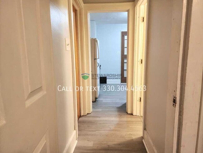 Building Photo - 1628 E Market St