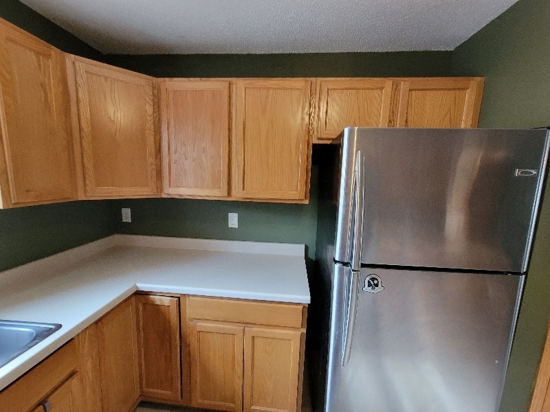 Building Photo - 10 Cherry Ct