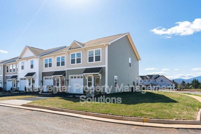 Building Photo - 337 Ridgeline Dr