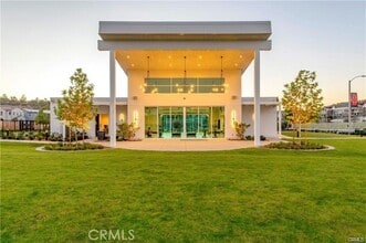 Building Photo - 4068 Summer Wy