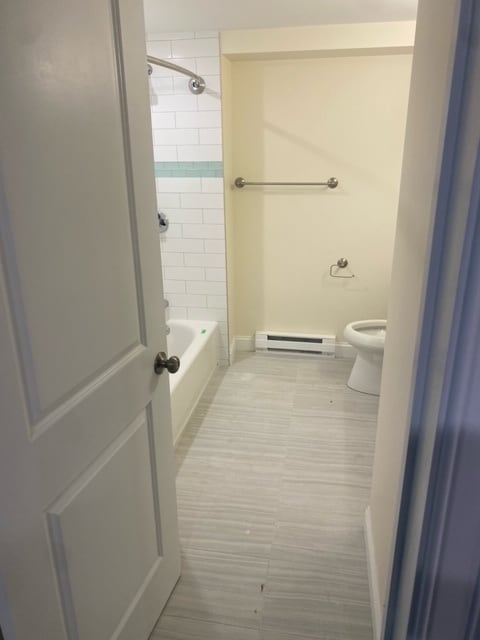 Building Photo - 520 Main St