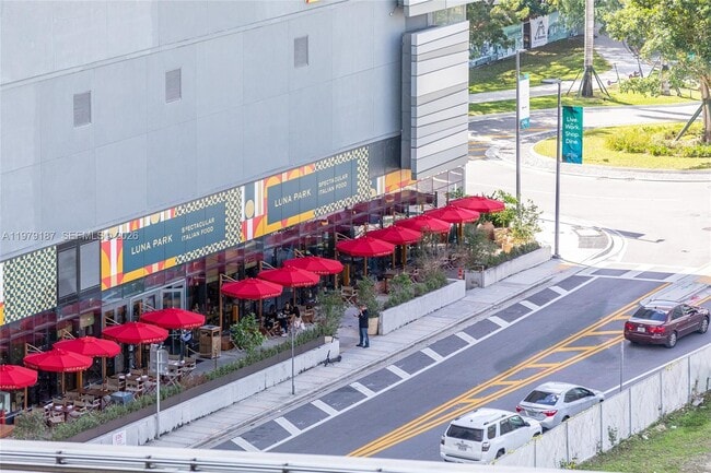 Building Photo - 41 SE 5th St