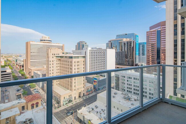 Building Photo - 44 W Monroe St