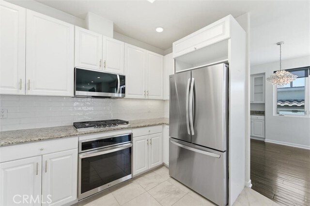 Building Photo - 935 1st St