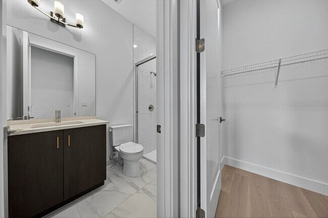 Building Photo - 9361 Sunflower Mdw Rd