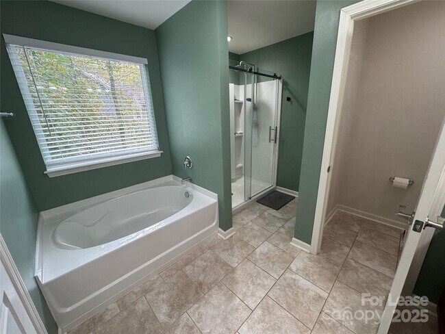 Building Photo - 8419 Aspen Ct