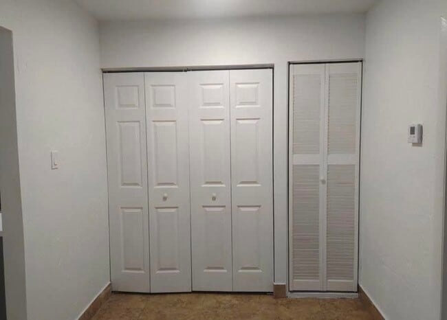 Building Photo - 3137 SW 23rd Ter