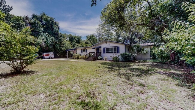 Building Photo - Charming Updated Home in Bluewater Bay – N...