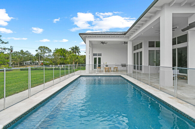 Building Photo - 9105 Whippoorwill Trail