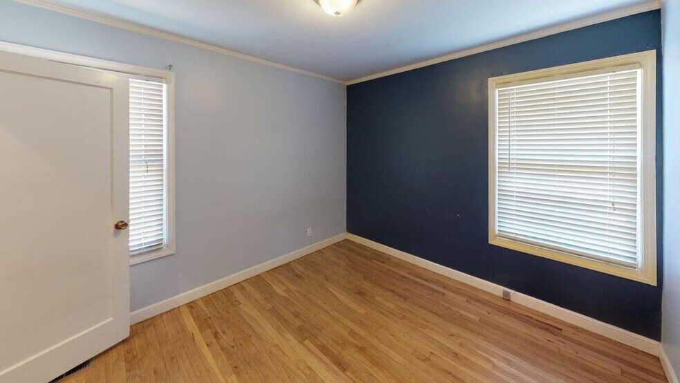 Building Photo - 3023 Beverly St