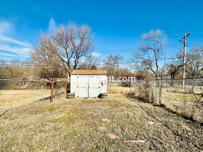 Building Photo - 6206 E 154 Terrace