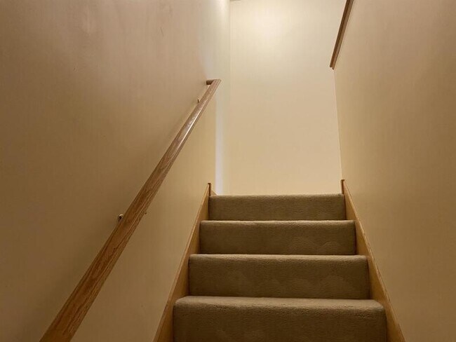 Building Photo - 17966 Vance Cir NW