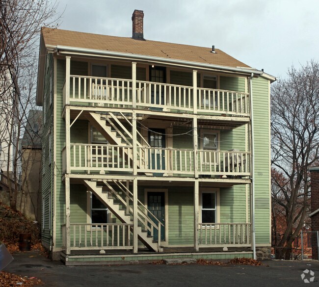 Building Photo - 360-362 Washington Ave