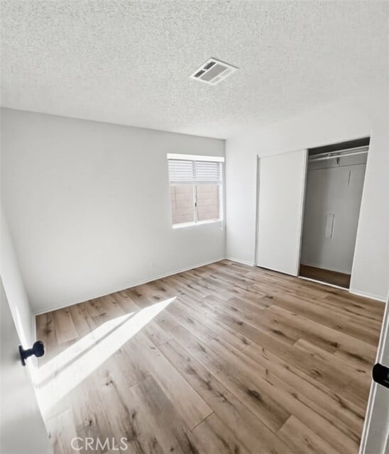 Building Photo - 53755 Avenida Diaz