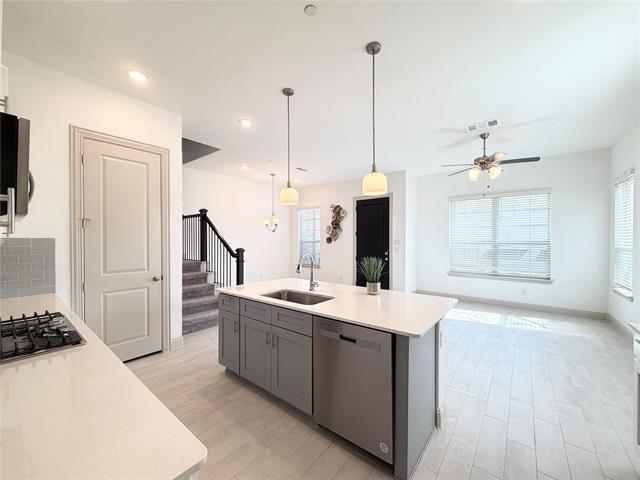 Building Photo - 10575 Anna Island Dr