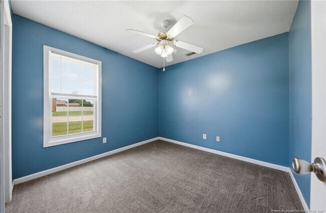 Building Photo - 111 Hobson Ct