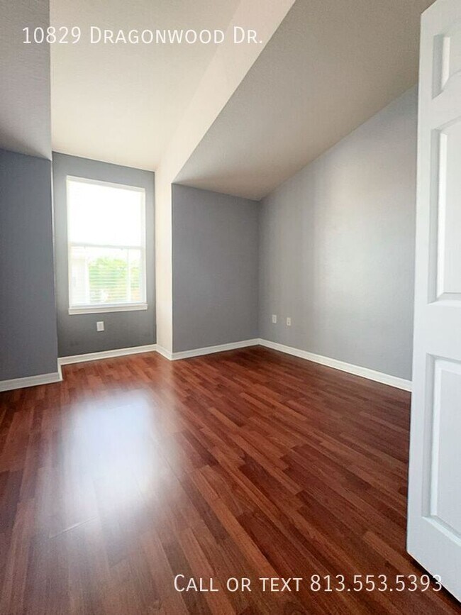 Building Photo - 10829 Dragonwood Dr