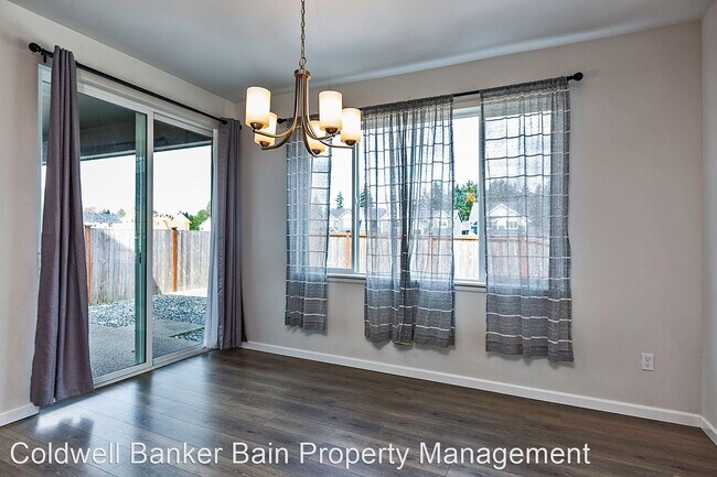 Building Photo - 4 br, 3 bath House - 14398 - 99th Way S.E.