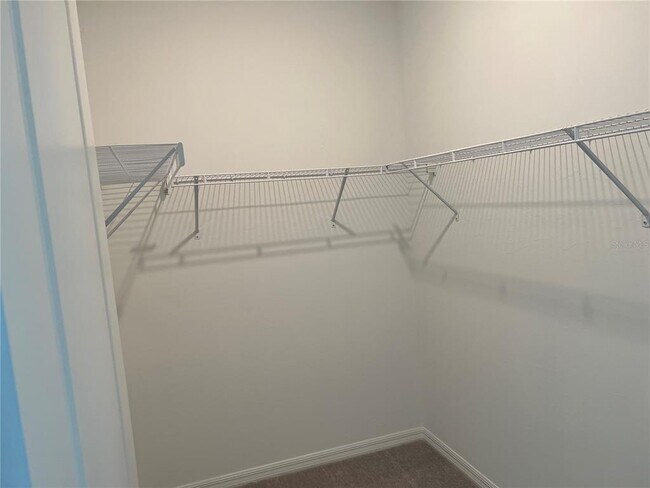 Building Photo - 11370 Burgundy Dr