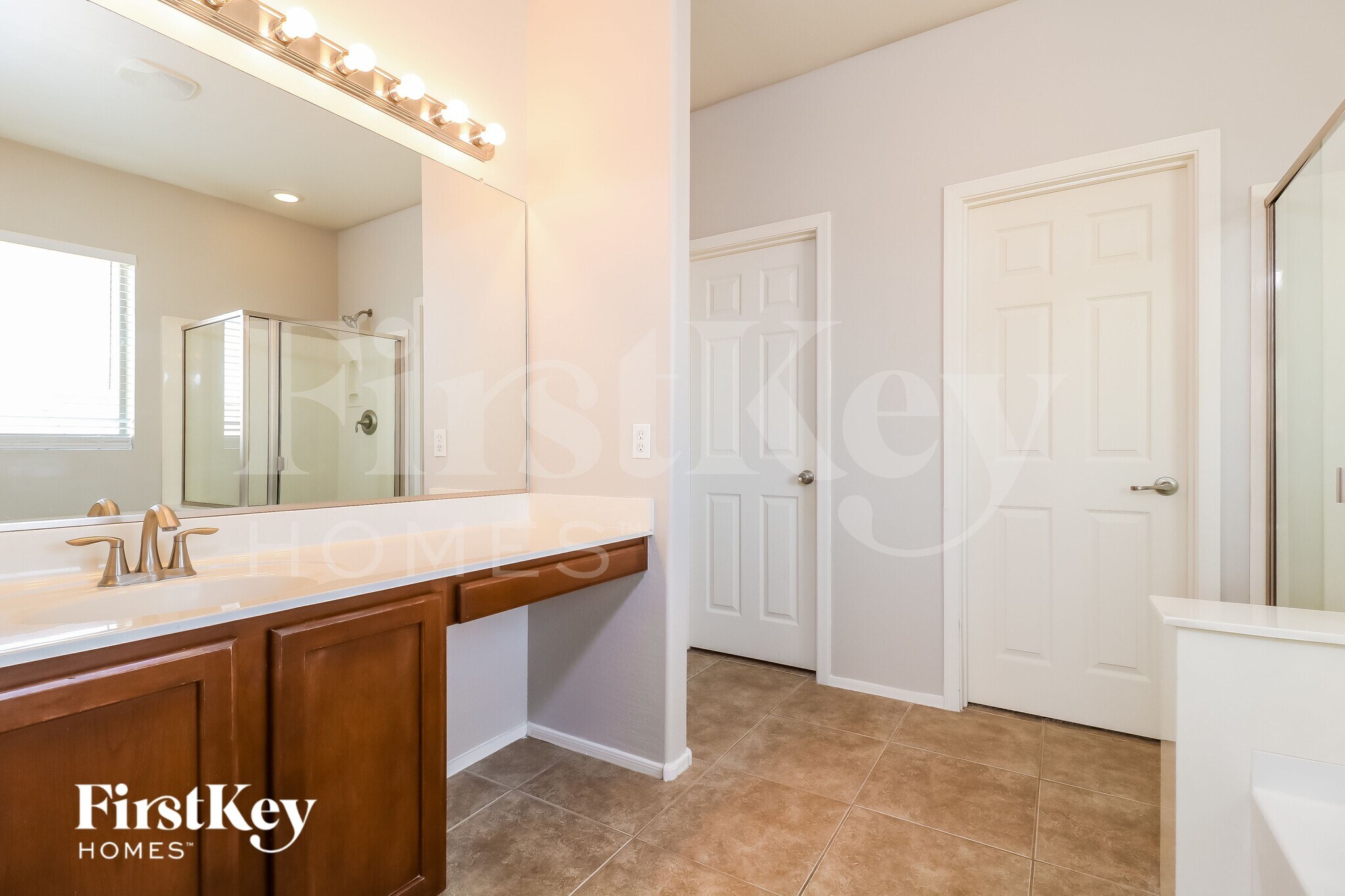 Building Photo - 9918 W Bloch Rd