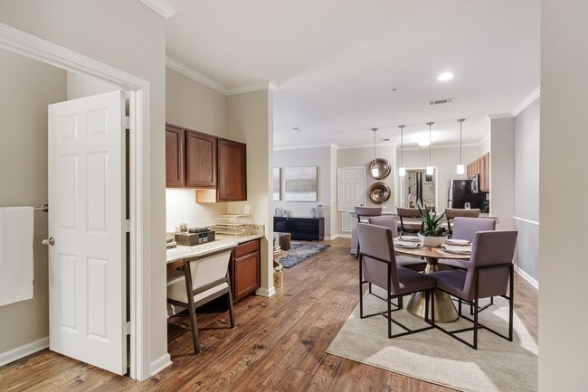Building Photo - Cumberland Place Apartment Homes
