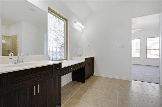 Building Photo - 4732 Mission Ct