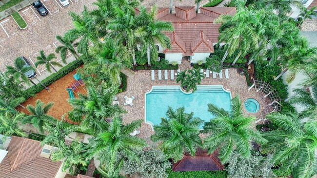 Building Photo - 4920 NW 15th Ave