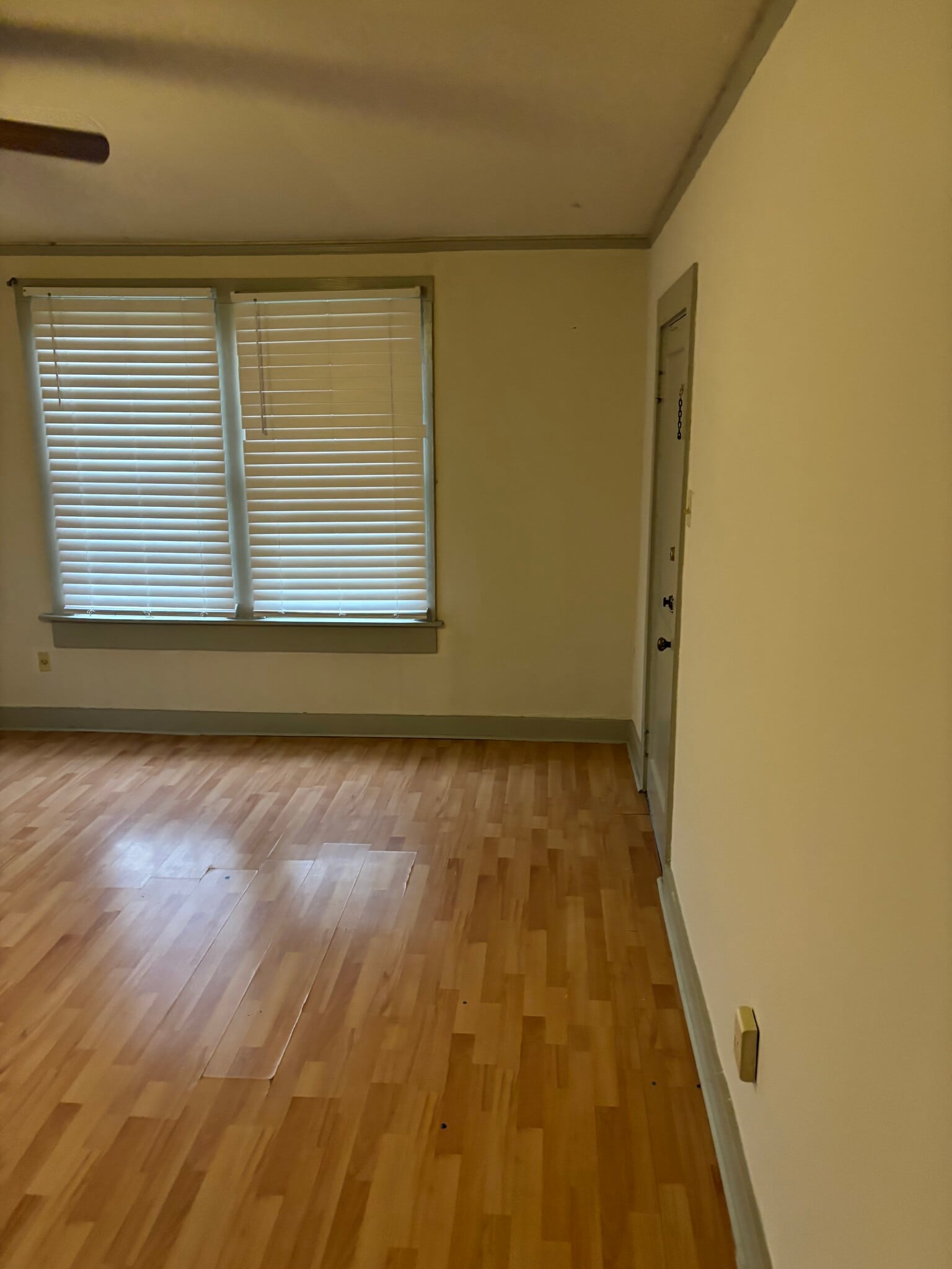 Building Photo - 861 Arlington Ave